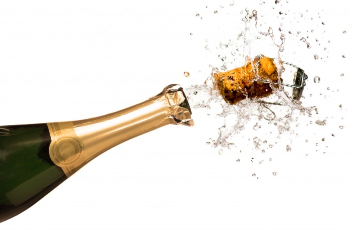 C Est Ton Anniversaire Champagne Ski Loisirs Annecy Le